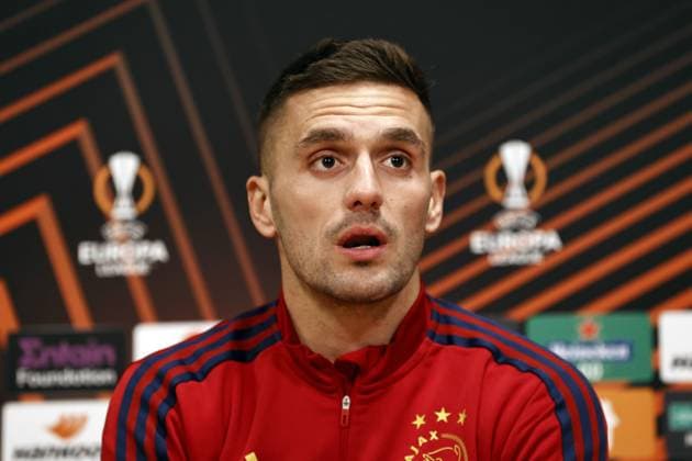 AMSTERDAM - Dusan Tadic during the press conference, PK, Pressekonferenz prior to the UEFA Europa League play-off match between Ajax Amsterdam and FC Union Berlin at the Johan Cruijff ArenA on February 15, 2023 in Amsterdam, Netherlands. ANP MAURICE VAN STONE UEFA Europa League Play-off MD-1 2022 2023 xVIxANPxSportx xxANPxIVx 462848341 originalFilename: 462848341.jpg