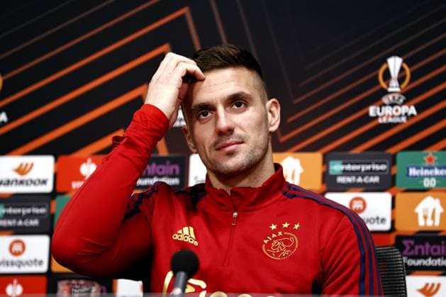 AMSTERDAM - Dusan Tadic during the press conference, PK, Pressekonferenz prior to the UEFA Europa League play-off match between Ajax Amsterdam and FC Union Berlin at the Johan Cruijff ArenA on February 15, 2023 in Amsterdam, Netherlands. ANP MAURICE VAN STONE UEFA Europa League Play-off MD-1 2022 2023 xVIxANPxSportx xxANPxIVx 462848419 originalFilename: 462848419.jpg