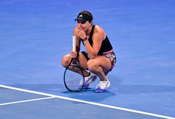 WTA, Tennis Damen Qatar TotalEnergies Open 2023 Jessica Pegula of United States react during round of 16 match against Jelena Ostapenko of Latvia at the WTA Qatar TotalEnergies Open tennis tournament at the Khalifa International Tennis Complex in Doha, Qatar, 15 February 2023 DOHA Qatar  Copyright: xNoushadxThekkayilx originalFilename:varittyakkal-wtaqatar230215_npqVb.jpg