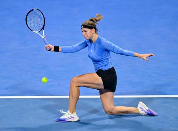 WTA, Tennis Damen Qatar TotalEnergies Open 2023 Karolina Muchova of Czech Republic in action during round of 16 match against Caroline Garcia of France at the WTA Qatar TotalEnergies Open tennis tournament at the Khalifa International Tennis Complex in Doha, Qatar, 15 February 2023 DOHA Qatar  Copyright: xNoushadxThekkayilx originalFilename:varittyakkal-wtaqatar230215_np6AS.jpg