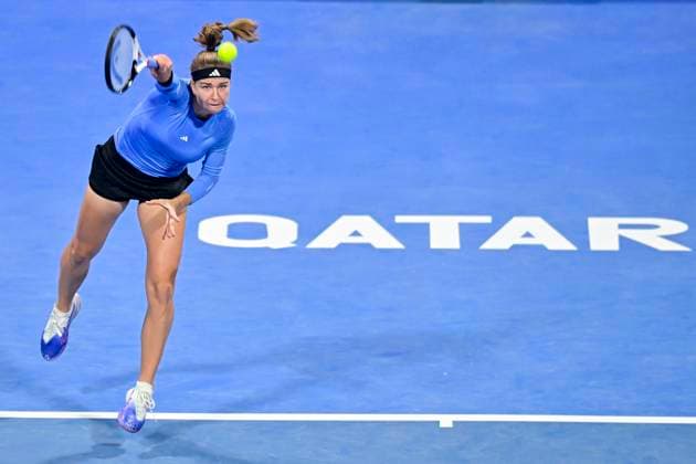 WTA, Tennis Damen Qatar TotalEnergies Open 2023 Karolina Muchova of Czech Republic in action during round of 16 match against Caroline Garcia of France at the WTA Qatar TotalEnergies Open tennis tournament at the Khalifa International Tennis Complex in Doha, Qatar, 15 February 2023 DOHA Qatar  Copyright: xNoushadxThekkayilx originalFilename:varittyakkal-wtaqatar230215_npCyb.jpg