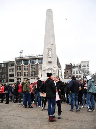 Football, men, season 2022 2023, Europa League play offs to the round of 16, first leg , Ajax Amsterdam 1 FC Union Berlin, in the picture fans of Union on match day in Amsterdam at Dam Square, 16 02 2023, Copyright: xMatthiasxKochx
