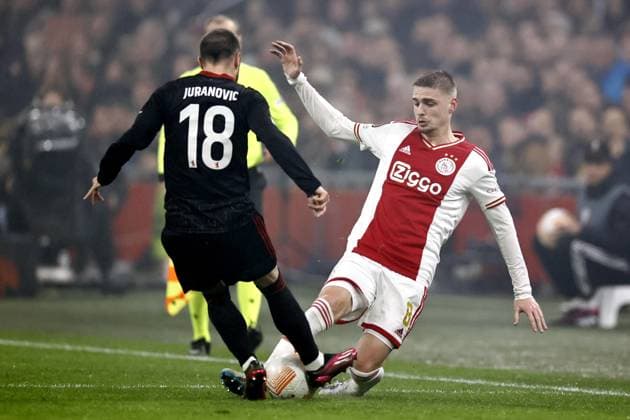 AMSTERDAM - (l-r) Josip Juranovic of 1. FC Union Berlin, Kenneth Taylor of Ajax during the UEFA Europa league play-off match between Ajax Amsterdam and FC Union Berlin at Johan Cruijff ArenA on February 16, 2023 in Amsterdam, Netherlands. ANP MAURICE VAN STONE AFC Ajax Amsterdam v 1. FC Union Berlin: Knockout Round Play-Off Leg One - UEFA Europa League 2022 2023 xVIxANPxSportx xxANPxIVx 462933201 originalFilename: 462933201.jpg