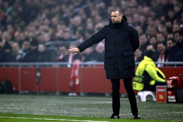 AMSTERDAM - Ajax coach John Heitinga during the UEFA Europa league play-off match between Ajax Amsterdam and FC Union Berlin at the Johan Cruijff ArenA on February 16, 2023 in Amsterdam, Netherlands. ANP MAURICE VAN STONE AFC Ajax Amsterdam v 1. FC Union Berlin: Knockout Round Play-Off Leg One - UEFA Europa League 2022 2023 xVIxANPxSportx xxANPxIVx 462933537 originalFilename: 462933537.jpg