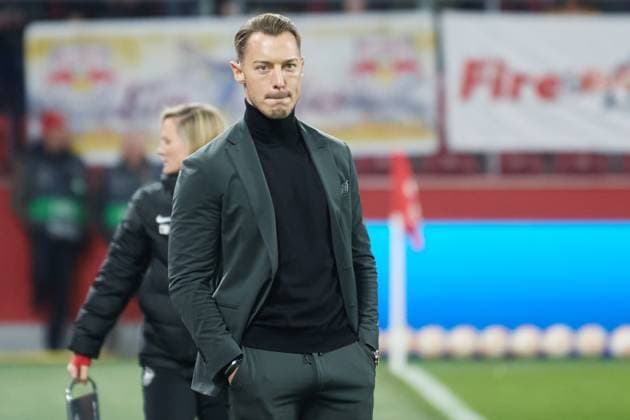 Salzburg, Austria 16 February 2023 Europa League 2022 2023 RB Salzburg vs AS Roma In the picture coach Matthias Jaissle FC Salzburg , pensive on the pitch stadium Salzburg Copyright: xFotostandx xWassmuthx