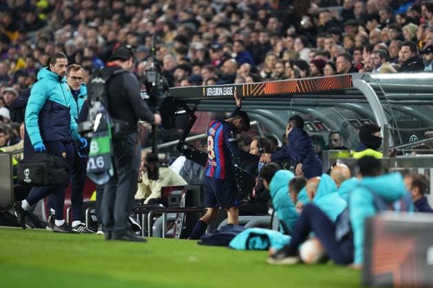 Mandatory Credit: Photo by Bagu Blanco Pressinphoto Shutterstock (13770557r) Pedro Gonzalez Pedri of FC Barcelona, Barca injury FC Barcelona v Manchester United, ManU UEFA Europa League, Play-off, 1st leg. Football, Spotify Camp Nou Stadium, Barcelona, Spain - 16 Feb 2023 Editorial use only FC Barcelona v Manchester United, UEFA Europa League, Play-off, 1st leg. Football, Spotify Camp Nou Stadium, Barcelona, Spain - 16 Feb 2023 Editorial use only Copyright: xBaguxBlanco Pressinphoto Shutterstockx 13770557r
