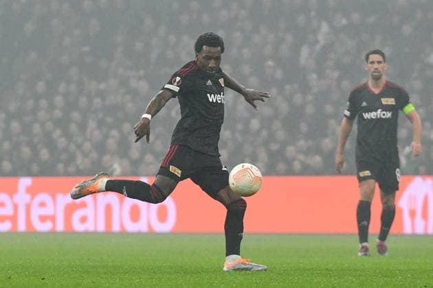 Football, men, season 2022 2023, Europa League Play Offs to the round of 16, first leg , Ajax Amsterdam 1 FC Union Berlin, Sheraldo Becker 1 FC Union Berlin in action, on the ball, individual action , 16 02 2023, Copyright: xMatthiasxKochx
