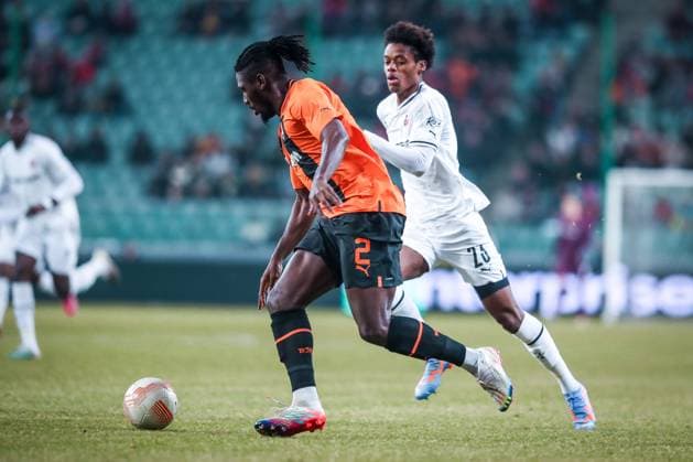 16.02.2023 Warszawa Pilka nozna UEFA Liga Europy 2022 2023, 1 16 finalu Szachtar Donieck - Stade Rennes FC N z Lassina Traore, Warmed Omari Foto Adam Starszynski PressFocus 16.02.2023 Warsaw Football UEFA Europa League 2022 2023, round 1 of 16 Shakhtar Donetsk - Stade Rennes FC Lassina Traore, Warmed Omari Credit Adam Starszynski PressFocus NEWSPIX.PL --- Newspix.pl  20230216PF_AS019