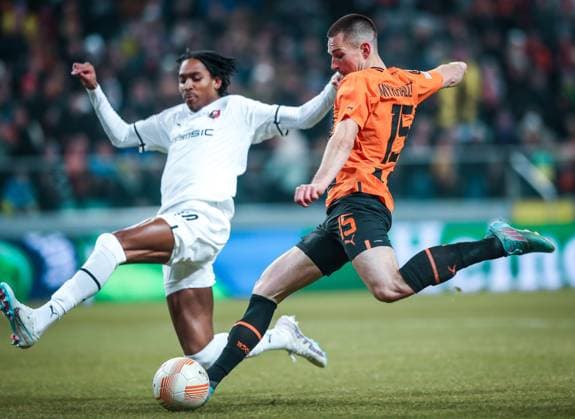 16.02.2023 Warszawa Pilka nozna UEFA Liga Europy 2022 2023, 1 16 finalu Szachtar Donieck - Stade Rennes FC N z Bogdan Mykhaylichenko Foto Adam Starszynski PressFocus 16.02.2023 Warsaw Football UEFA Europa League 2022 2023, round 1 of 16 Shakhtar Donetsk - Stade Rennes FC Bogdan Mykhaylichenko Credit Adam Starszynski PressFocus NEWSPIX.PL --- Newspix.pl  20230216PF_AS033