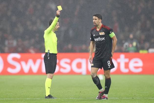 AMSTERDAM, 16-02-2023 , JohanCruyff Arena, season 2022 2023 , Europa League match between Ajax and Union Berlin, yellow card Union Berlin player Rani Khedira from referee Halil Umut Meler during the match Ajax - Union Berlin Ajax - Union Berlin  x19917815x Copyright: