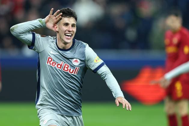 SOCCER - UEFA EL, RBS vs Roma SALZBURG,AUSTRIA,16.FEB.23 - SOCCER - UEFA Europa League, play off, Red Bull Salzburg vs AS Roma. Image shows the rejoicing of Nicolas Capaldo (RBS).  GEPAxpictures xDavidxGeieregger