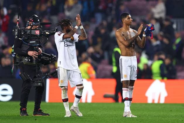 Mandatory Credit: Photo by Simon Dael Shutterstock (13765759bc) Marcus Rashford of Manchester United, ManU and Fred of Manchester United applauds fans at full time Barcelona v Manchester United, UEFA Europa League, Play-Off Round, First Leg, Football, Camp Nou, Barcelona, Spain - 16 Feb 2023 EDITORIAL USE ONLY No use with unauthorised audio, video, data, fixture lists, club league logos or live services. Online in-match use limited to 120 images, no video emulation. No use in betting, games or single club league player publications. Barcelona v Manchester United, UEFA Europa League, Play-Off Round, First Leg, Football, Camp Nou, Barcelona, Spain - 16 Feb 2023 EDITORIAL USE ONLY No use with unauthorised audio, video, data, fixture lists, club league logos or live services. Online in-match use limited to 120 images, no video emulation. No use in betting, games or single club league player publications. Copyright: xSimonxDael Shutterstockx 13765759bc