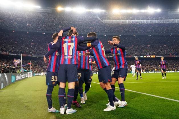 Mandatory Credit: Photo by Bagu Blanco Pressinphoto Shutterstock (13770557bs) Marcos Alonso of FC Barcelona, Barca celebrates with his teammates after scoring the 1-0 FC Barcelona v Manchester United, ManU UEFA Europa League, Play-off, 1st leg. Football, Spotify Camp Nou Stadium, Barcelona, Spain - 16 Feb 2023 Editorial use only FC Barcelona v Manchester United, UEFA Europa League, Play-off, 1st leg. Football, Spotify Camp Nou Stadium, Barcelona, Spain - 16 Feb 2023 Editorial use only Copyright: xBaguxBlanco Pressinphoto Shutterstockx 13770557bs