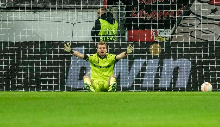 16 02 2023, GER, soccer, men, UEFA, soccer Europa League, play off, season 2022 2023, TSV Bayer 04 Leverkusen AS Monaco Lukas Hradecki TSV Bayer 04 Leverkusen after scoring 0 1 Leverkusen BayArena Nordrhein Westfalen Germany