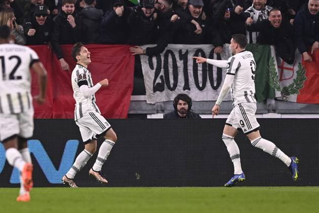 Foto Fabio Ferrari LaPresse 16 Febbraio 2023 - Torino, Italia - calcio - Juventus vs Nantes - UEFA Europa League - Spareggi andata - Juventus Stadium. Nella foto: Dusan Vlahovic (Juventus F.C.) esultanza dopo la rete 1-0 February 16, 2023 Turin, Italy - sport, calcio - Juventus vs Nantes - UEFA Europa League - Play off -1st leg- Juventus Stadium. In the pic: Dusan Vlahovic (Juventus F.C.) celebration after scoring goal 1-0  Copyright: xFabioxFerrari LaPressex