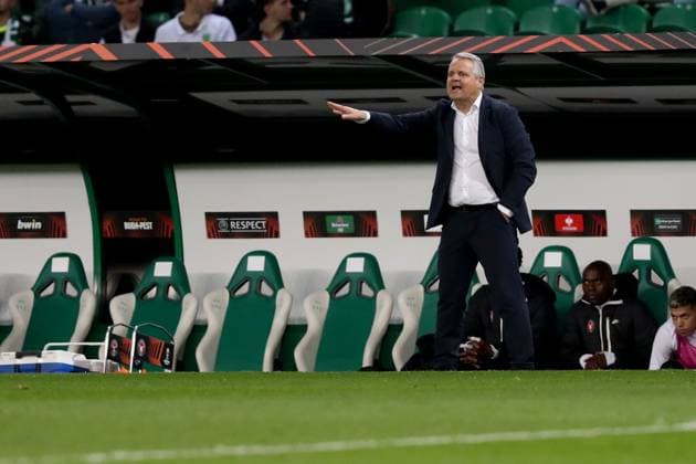 February 16, 2023, Lisbon, Portugal: FC Midtjylland s head coach Albert Capellas gestures during the knockout round play-off leg one - UEFA Europa League match between Sporting CP and FC Midtjylland at Alvalade stadium in Lisbon, Portugal, on February 16, 2023. Lisbon Portugal - ZUMAf123 20230216_zap_f123_004 Copyright: xPedroxFiuzax