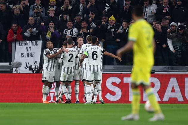 Juventus Fc - Fc Nantes Dusan Vlahovic of Juventus Fc celebrates after scoring his team s first goal with team mates during the Uefa Europa League first leg knockout round play-off match beetween Juventus Fc and Fc Nantes at Allianz Stadium on Februart 16 2023 in Turin, Italy . Turin Allianz Stadium Italy Copyright: xMarcoxCanoniero syncx