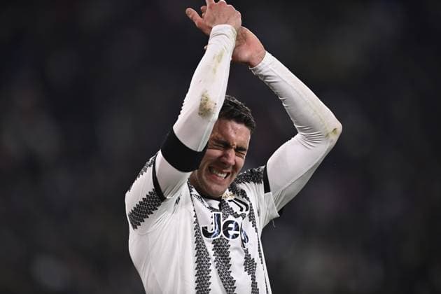 Foto Fabio Ferrari LaPresse 16 Febbraio 2023 - Torino, Italia - calcio - Juventus vs Nantes - UEFA Europa League - Spareggi andata - Juventus Stadium. Nella foto: Dusan Vlahovic (Juventus F.C.) February 16, 2023 Turin, Italy - sport, calcio - Juventus vs Nantes - UEFA Europa League - Play off -1st leg- Juventus Stadium. In the pic: Dusan Vlahovic (Juventus F.C.)  Copyright: xFabioxFerrari LaPressex