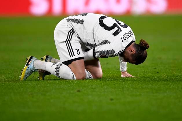 Juventus FC v FC Nantes - UEFA Europa League Adrien Rabiot of Juventus FC looks dejected during the UEFA Europa League knockout round play-off leg one football match between Juventus FC and FC Nantes. Turin Italy Copyright: xNicolòxCampox