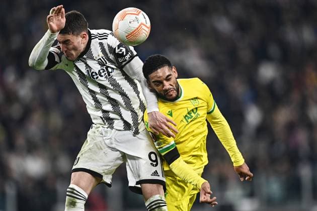 Mg Torino 16 02 2023 - Europa League Juventus-Nantes foto Matteo Gribaudi Image nella foto: Dusan Vlahovic-Jean-Charles Castelletto 