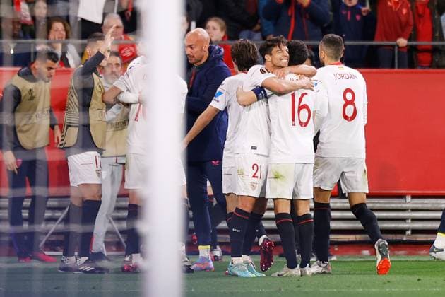 Sevilla FC v PSV Eindhoven, UEFA Europa League football, Seville, Spain Seville, Spain. 16th, February 2023. Youssef En-Nesyri (15) of Sevilla FC scores for 1-0 during the UEFA Europa League match between Sevilla FC and PSV Eindhoven at Estadio Ramon Sanchez Pizjuan in Seville. Seville Andalucia Spain  Copyright: xGonzalesxPhoto JesusxRuizxMedinax