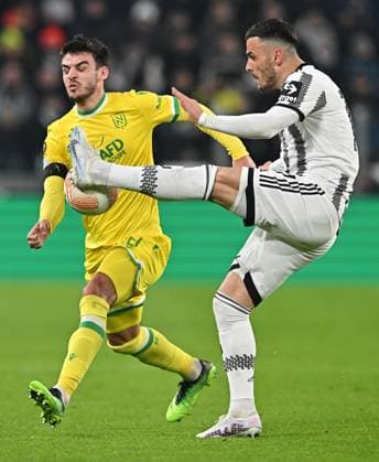 February 16, 2023, Turin, Italy: Juventus Filip Kostic and Nantes Fabien Centonze in action during the UEFA Europa League play-off soccer match Juventus FC vs Nantes FC at the Allianz Stadium in Turin, Italy, 16 february 2023 ANSA ALESSANDRO DI MARCO Turin Italy - ZUMAa110 20230216_zaf_a110_026 Copyright: xAlessandroxDixMarcox