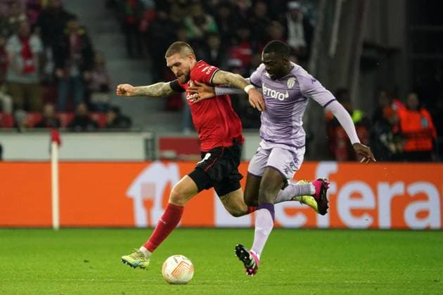 Football,UEFA Europa League 2022 2023, Bayer 04 Leverkusen AS Monaco 16 02 2023, Bayarena Leverkusen, Robert Andrich, Bayer 04 Leverkusen, Youssouf Fofana, AS Monaco,