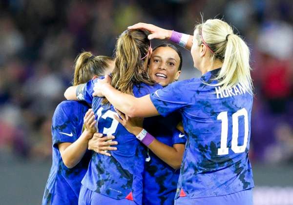ORLANDO, FL - FEBRUARY 16: the United States forward Mallory Swanson (9) scores the first goal during the She Believes soccer match between the USA and Canada on February 16, 2022 at Explorer Stadium in Orlando, FL. (Photo by Andrew Bershaw Icon Sportswire) SOCCER: FEB 16 Women™s SheBelieves Cup - USA vs Canada Icon2302160035