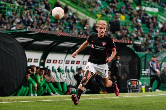 February 16, 2023, Lisbon, Portugal: Gustav Isaksen from FC Midtjylland seen in action during the Play-off 1st Leg UEFA Europa League football match between Sporting CP and FC Midtjylland at Estadio Jose Alvalade..Final score: Sporting CP 1:1 FC Midtjylland Lisbon Portugal - ZUMAs197 20230216_zaa_s197_654 Copyright: xBrunoxdexCarvalhox