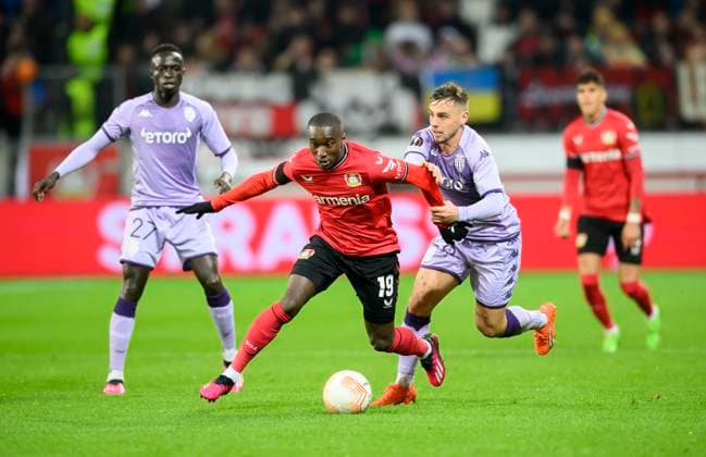 v l Krepin DIATTA Monaco , Moussa DIABY LEV , Ruben AGUILAR Monaco action, duel, Football Europa League, K o round Play off first leg, Bayer 04 Leverkusen LEV AS Monaco, on 16 02 2023 in Leverkusen Germany UEFA regulations prohibit any use of photographs as image sequences and or quasi video Â