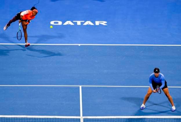 WTA, Tennis Damen Qatar TotalEnergies Open 2023 Coco Gauff and Jessica Pegula of United States compete against Lyudmyla Kichenok of Ukraine and Jelena Ostapenko of Latvia their doubles final match at the WTA Qatar TotalEnergies Open tennis tournament at the Khalifa International Tennis Complex in Doha, Qatar, 17 February 2023 DOHA Qatar  Copyright: xNoushadxThekkayilx originalFilename:varittyakkal-wtaqatar230217_npIyR.jpg