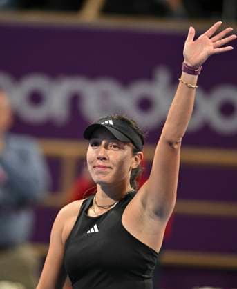 (230218) -- DOHA, Feb. 18, 2023 -- Jessica Pegula of the United States celebrates after winning the singles semifinals match against Maria Sakkari of Greece at WTA500 Qatar Open 2023 in Doha, Qatar, Feb. 17, 2023. (Photo by Xinhua) (SP)QATAR-DOHA-TENNIS WTA, Tennis Damen 500 Nikku 