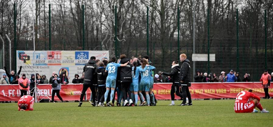 Football, women, Regionalliga Nordost, season 2022 2023 14 matchday , 1 FC Union Berlin FC Viktoria 89 3 4 , Viktoria jubilation after the final whistle, 18 02 2023, Copyright: xMatthiasxKochx