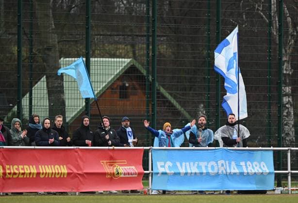 Football, women, Regionalliga Nordost, season 2022 2023 14 matchday , 1 FC Union Berlin FC Viktoria 89, fans of Viktoria, 18 02 2023, Copyright: xMatthiasxKochx