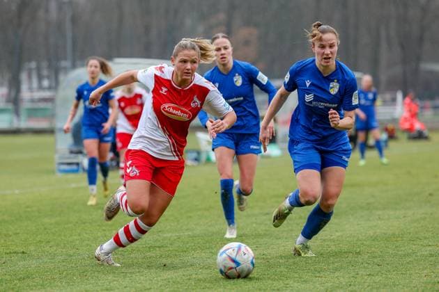 2 Women Bundesliga 2022 2023, 1 FC Cologne U20 FC Carl Zeiss Jena Julia Schiffarth FC U20, 11 Cologne RheinEnergie Sportpark, artificial turf North Rhine Westphalia Germany