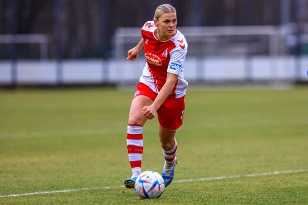 2 Women Bundesliga 2022 2023, 1 FC Cologne U20 FC Carl Zeiss Jena Julia Schiffarth FC U20, 11 Cologne RheinEnergie Sportpark, artificial turf North Rhine Westphalia Germany