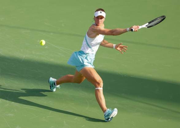 Liudmila Samsonova Tennis Dubai Tennis Championships 2023 WTA Dubai Duty Free Tennis Stadium Dubai United Arab Emirates 19 February 2023 Copyright: xJuergenxHasenkopfx