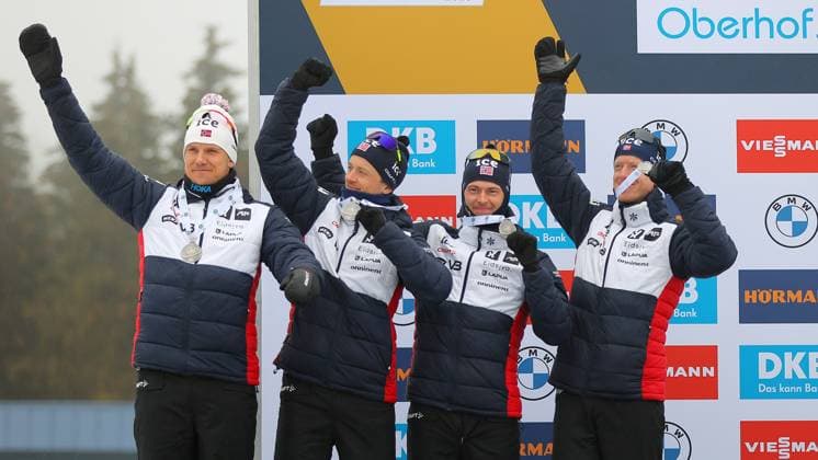 BIATHLON - IBU WC Oberhof OBERHOF,GERMANY,19.FEB.23 - BIATHLON - IBU World Championships 2023, 4x7.5 km relay, men, award ceremony. Image shows the rejoicing of Vetle Sjaastad Christiansen, Tarjei Boe, Sturla Holm Laegreid and Johannes Thingnes Boe (NOR). Keywords: medal.  GEPAxpictures xThomasxBachun