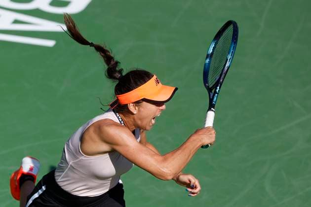 Sorana Cirstea Tennis Dubai Tennis Championships 2023 WTA Dubai Duty Free Tennis Stadium Dubai United Arab Emirates 20 February 2023 Copyright: xJuergenxHasenkopfx