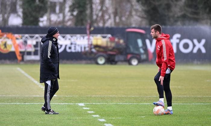 Football, men, season 2022 2023, Europa League, 1 FC Union Berlin, training before the match against Ajax Amsterdam, f l coach Urs Fischer 1 FC Union Berlin , Robin Knoche 1 FC Union Berlin , 22 02 2022, Copyright: xMatthiasxKochx