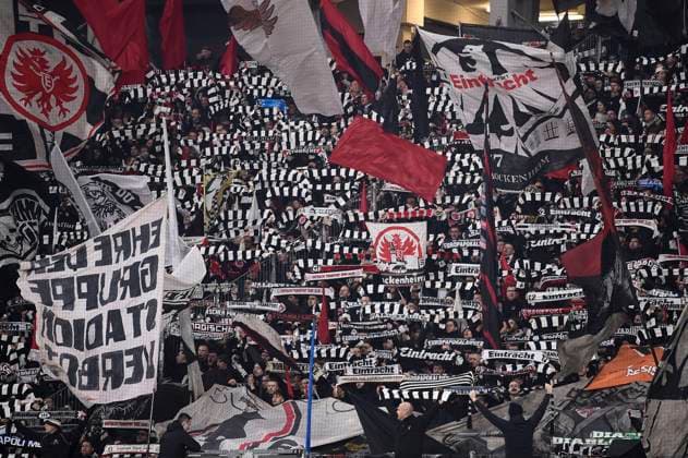Eintracht Frankfurt v SSC Napoli - UEFA Champions League Fans of Eintracht Frankfurt show their support prior to the UEFA Champions League round of 16 football match between Eintracht Frankfurt and SSC Napoli. Frankfurt am Main Germany Copyright: xNicolòxCampox