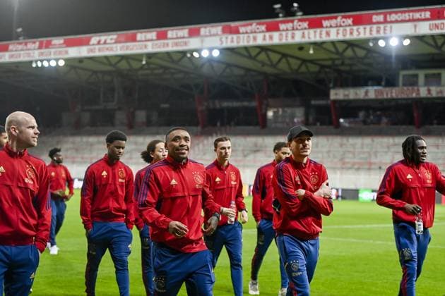 BERLIN, 22-02-2023, Stadion An der Alten Försterei, Europa League, season 2022 2023, press conference, PK, Pressekonferenz Ajax, Ajax player Davy Klaassen, Ajax player Steven Bergwijn, Ajax player Steven Berghuis Ajax in Berlijn x19982590x Copyright:
