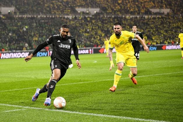 Gleison Bremer (Juventus) vs Andy Delort (Nantes) FOOTBALL : Nantes vs Juventus de Turin - Barrage retour Ligue Europa - 23 02 2023 JBAutissier Panoramic 