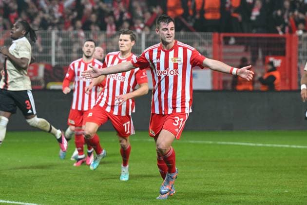 Football, men, season 2022 2023, Europa League, play offs to the round of 16, second leg , 1 FC Union Berlin Ajax Amsterdam, Robin Knoche 1 FC Union Berlin goal celebration, cheers after his goal to 1 0 , 23 02 2022, Copyright: xMatthiasxKochx