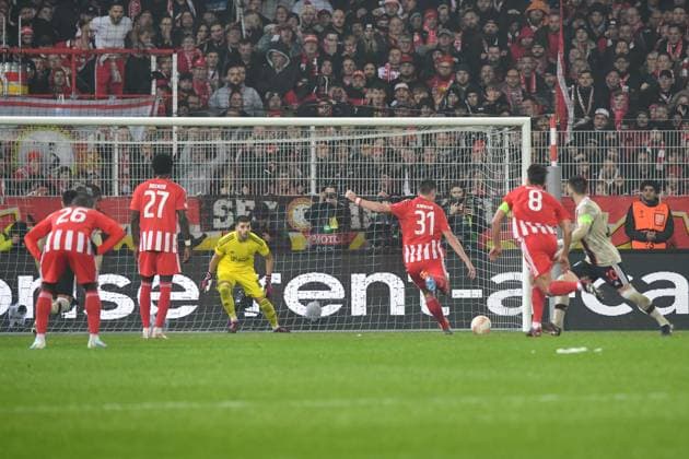 Football, men, 2022 2023 season, Europa League, play offs to the round of 16, second leg , 1 FC Union Berlin Ajax Amsterdam, Robin Knoche 1 FC Union Berlin , 3 v r scores the goal to 1 0 , 23 02 2022, Copyright: xMatthiasxKochx