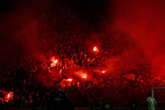 Supporters de Nantes - Fumigenes - Ambiance FOOTBALL : Nantes vs Juventus de Turin - Barrage retour Ligue Europa - 23 02 2023 JBAutissier Panoramic 