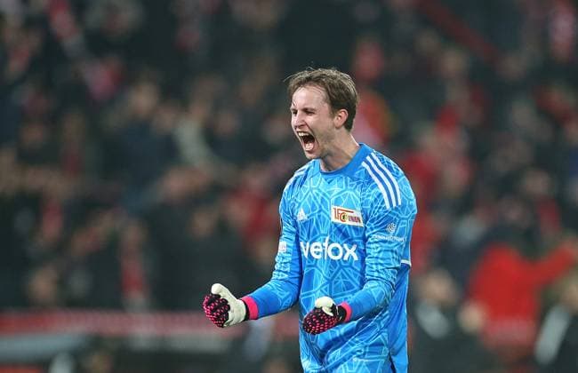 23 02 2023, Football UEFA Europa League 2022 2023, KO Play Off, 1 FC Union Berlin Ajax Amsterdam, at Stadion An der Alten Försterei Berlin cheering goalkeeper Frederik Rönnow Union Berlin to score 2 0 DFL and DFB regulations prohibit any use of photographs as image sequences and or quasi video