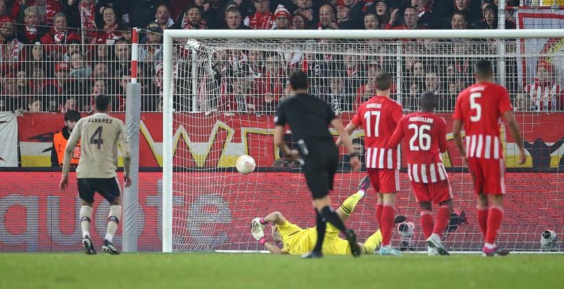 23 02 2023, Football UEFA Europa League 2022 2023, KO Play Off, 1 FC Union Berlin Ajax Amsterdam, im Stadion An der Alten Försterei Berlin Tor zum 2 0 DFL and DFB regulations prohibit any use of photographs as image sequences and or quasi video