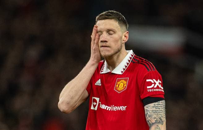 Football - UEFA Europa League - Play-Off 2nd Leg - Manchester United, ManU FC v FC Barcelona, Barca MANCHESTER, ENGLAND - Thursday, February 23, 2023: Manchester United s Wout Weghorst looks dejected during the UEFA Europa League Play-Off 2nd Leg game between Manchester United FC and FC Barcelona at Old Trafford. MANCHESTER Old Trafford GREATER MANCHESTER ENGLAND  Copyright: xDavidxRawcliffex P2023-02-23-Man_Utd_Barcelona-47