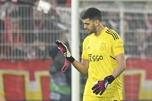 BERLIN, 23-02-2023, Stadion An der Alten Forsterei, Europa League, season 2022 2023, between the match Union Berlin - Ajax, stadium overview before the match. Ajax goalkeeper Geronimo Rulli dejected after his blunder that leads to the 2-0 Union Berlin - Ajax  x19996453x Copyright: